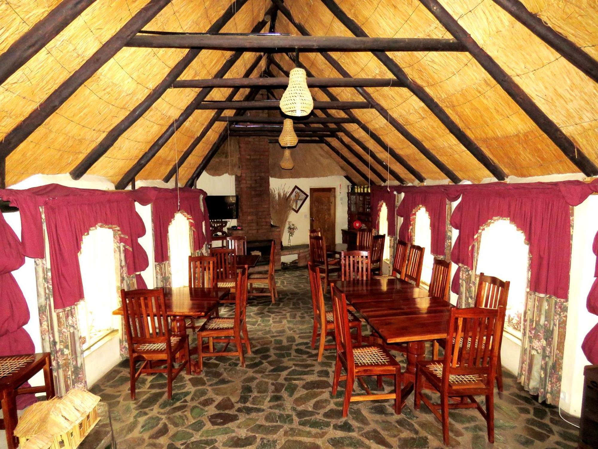 Parrot Lodge Bulawayo Exterior foto